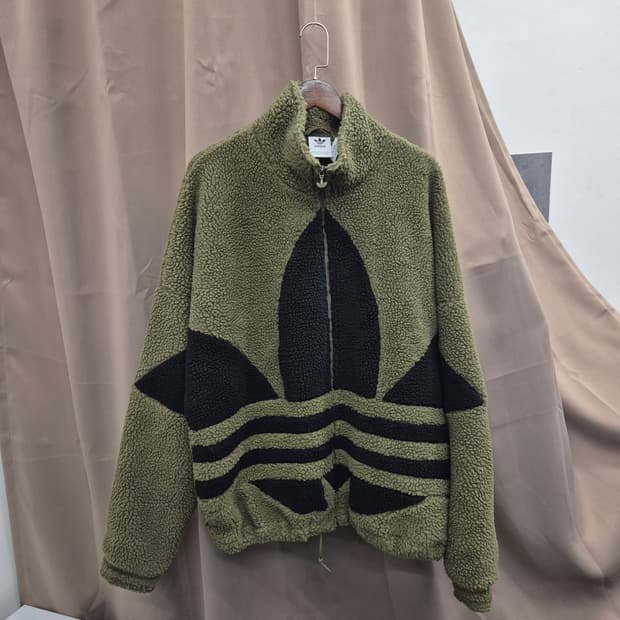 아디다스 빅 트레포일 쉐르파 자켓 XL