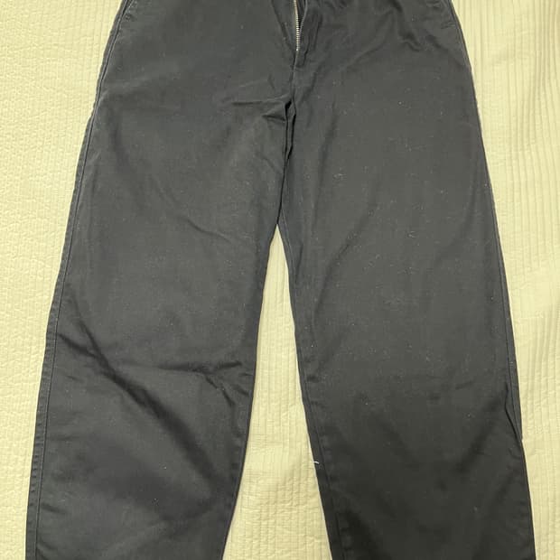 유니클로u 와이드핏 치노 팬츠 블랙 79