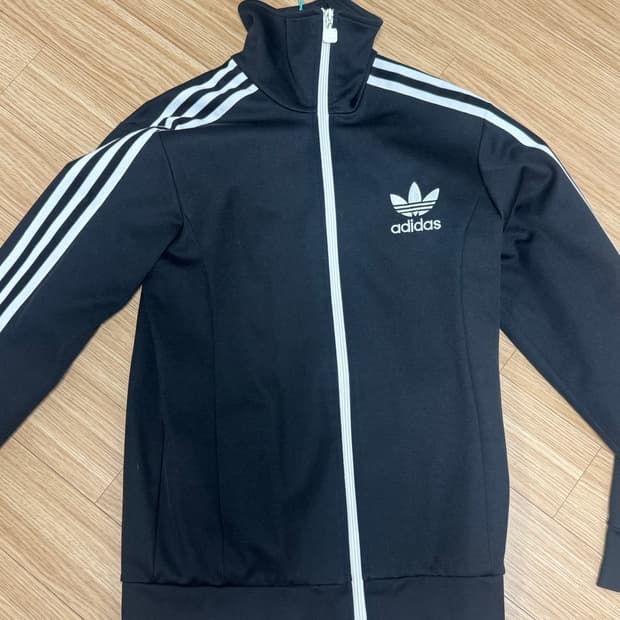 아디다스 트랙탑 검정색 
