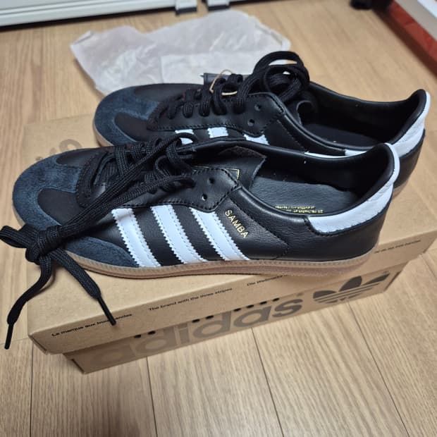 아디다스 삼바 데콘 230