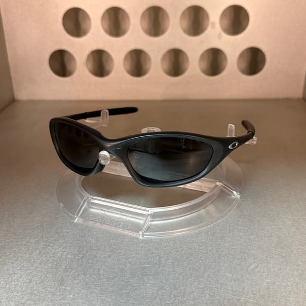 오클리 XX 트웬티 (2000)