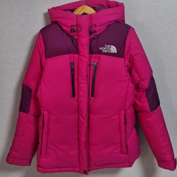 M (66) 노스페이스 핑크 헤비구스다운 필파워800 패딩