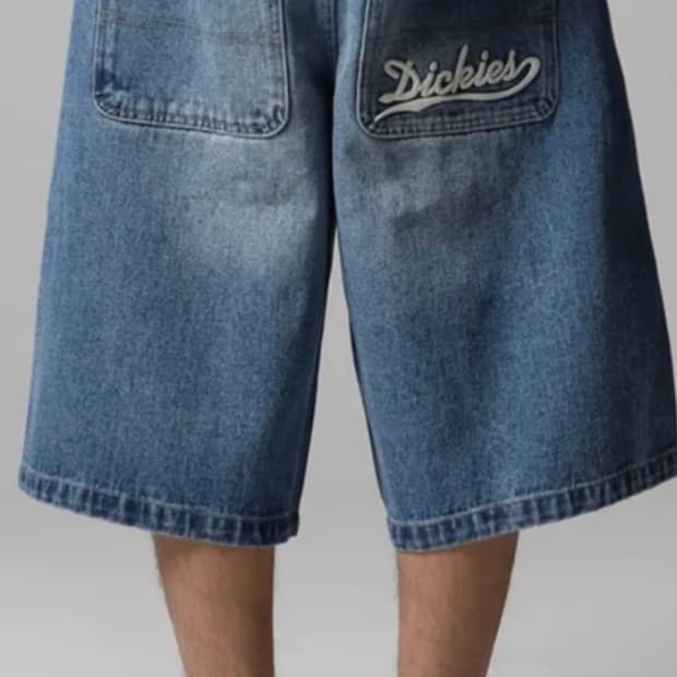 디키즈 반바지 판매합니다.