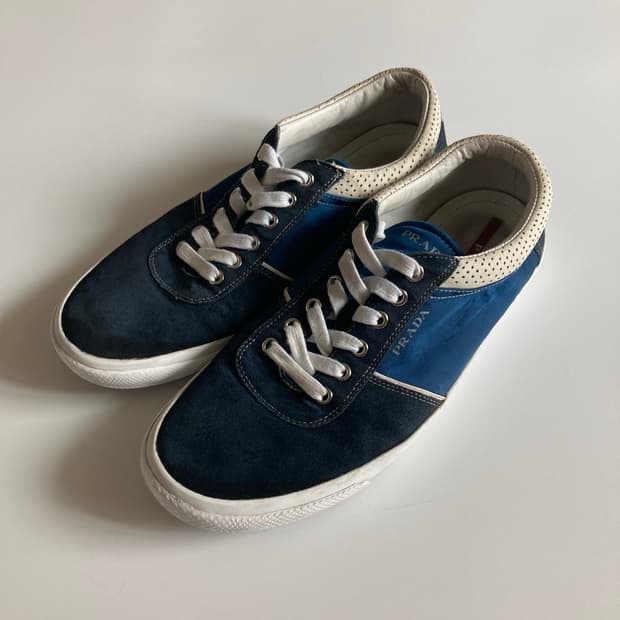 Sneakers : 270