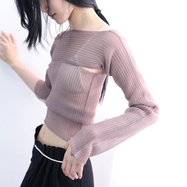 울리카상투스 시어 탑