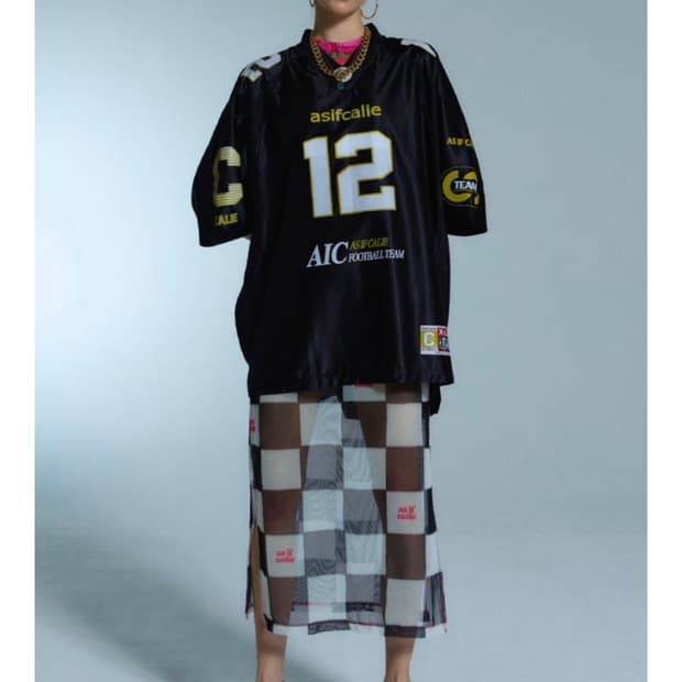 애즈이프캘리 풋볼저지티 블랙 (뉴진스 혜인 착용)