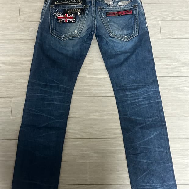 Robins Jeans