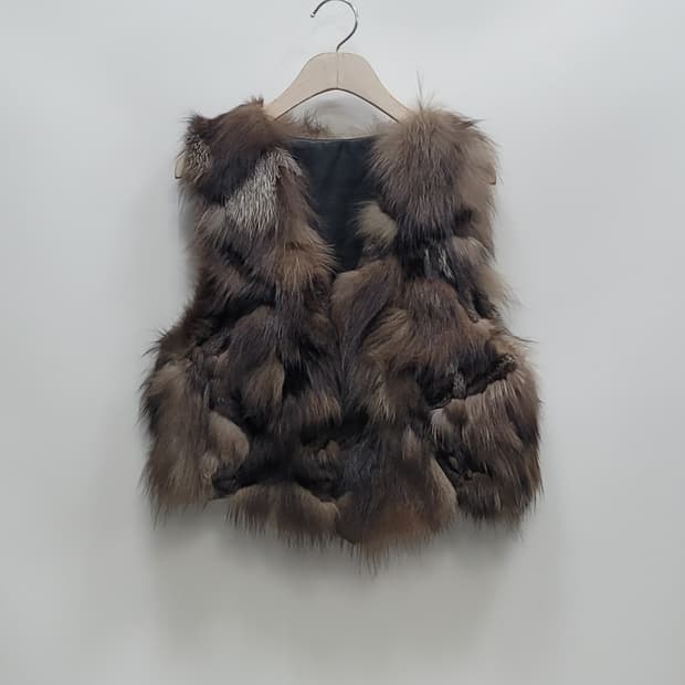 메트로시티 폭스 베스트 조끼 / 여 L
