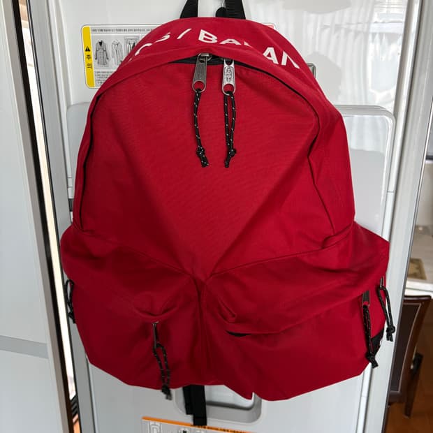이스트팩 언더커버 콜라보 백팩 레드
