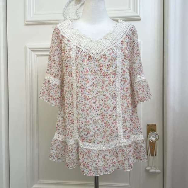 LD PRIME garden flower lace point over b