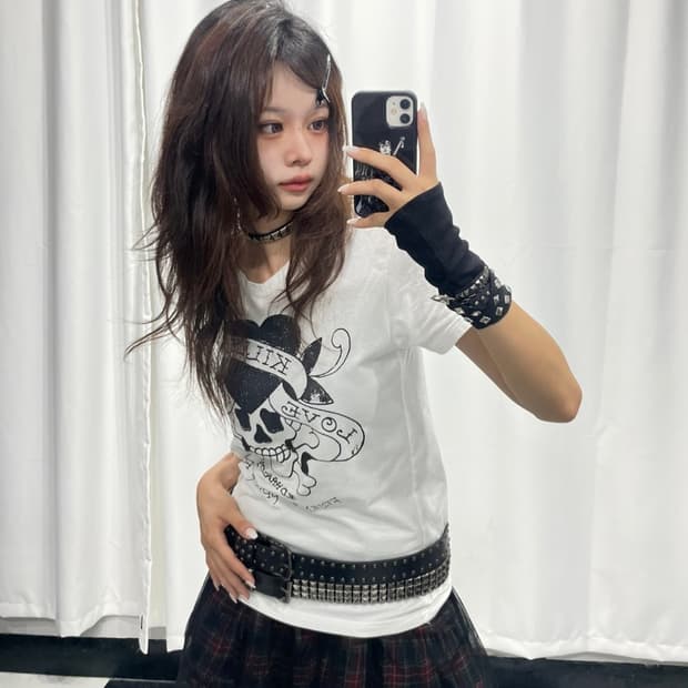 🎸Ed Hardy 화이트 스컬 프린팅 티셔츠🎸