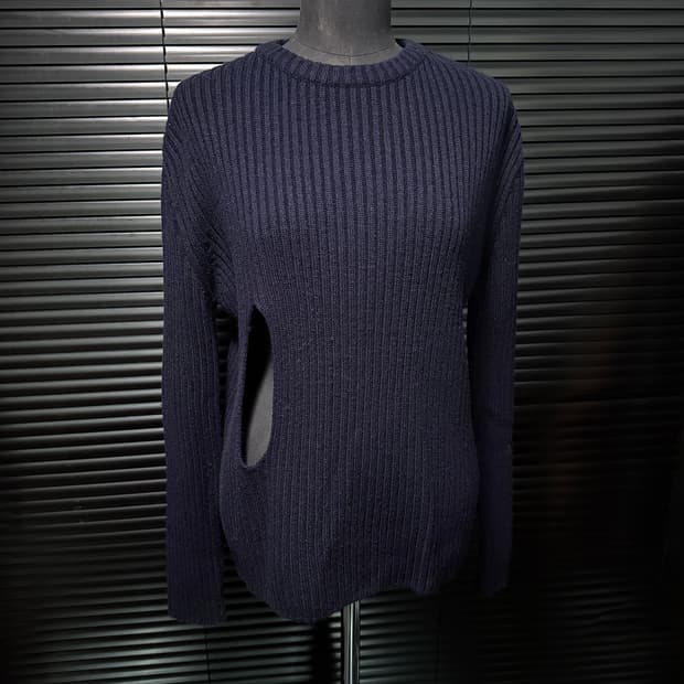 더오픈 프로덕트 YY 컷아웃 니트 스웨터 구멍 홀 디테일 네이비 남색