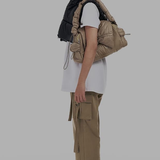 LEEY 셔링 숄더 패디드백 베이지 (레드벨벳 예리 착용)