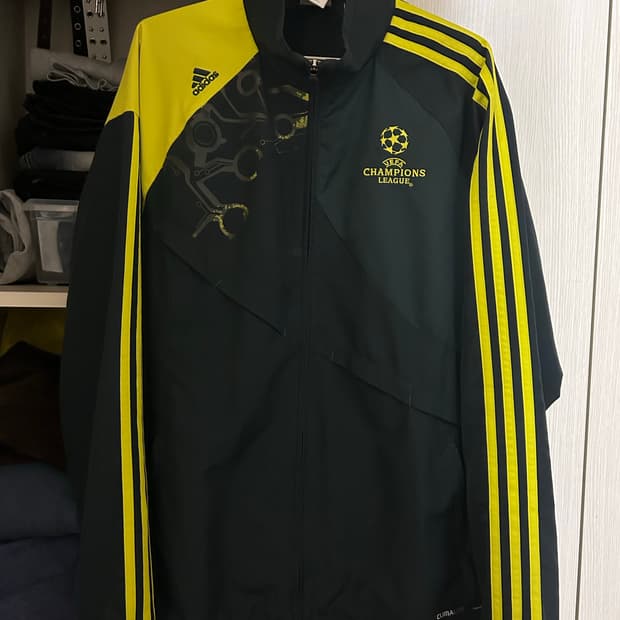 무료배송) 블루록st.. 아디다스 챔피언리그 바람막이