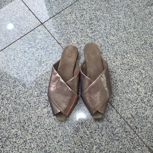 브루넬로 쿠치넬리 정품