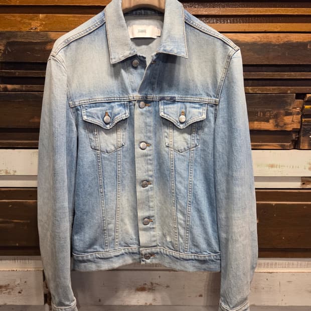 이탈리아 브랜드 클로즈드 데님자켓