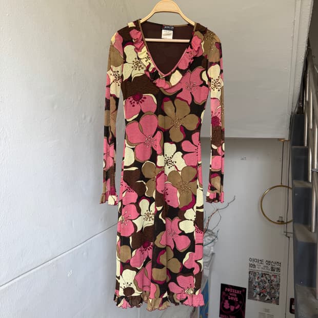 MORGAN 브이넥 플라워 드레스/원피스