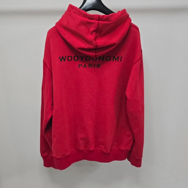 우영미 백로고 후드 티셔츠 50사이즈 105 판매