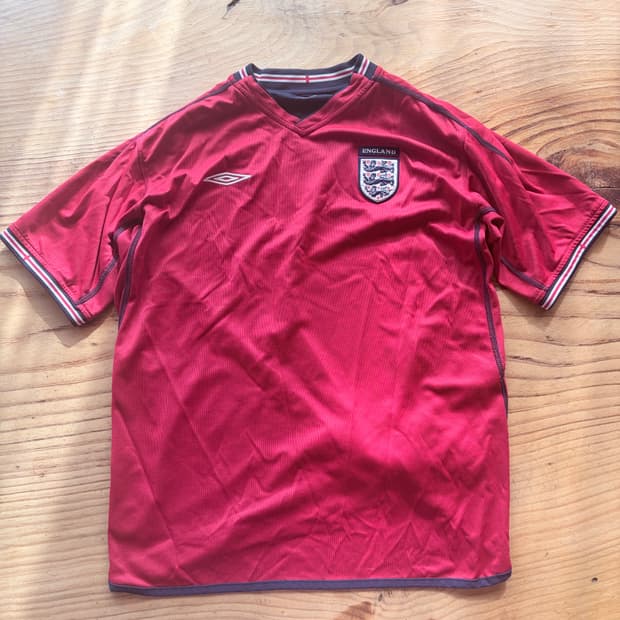 02 04 잉글랜드 축구 국가대표팀 어웨이 유니폼