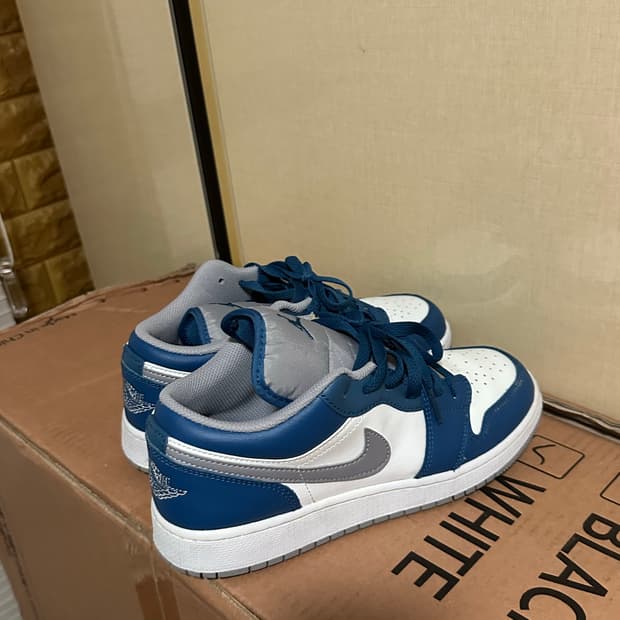 나이키 조던 로우 250