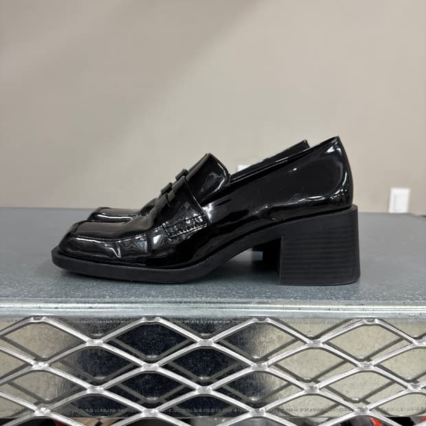 자라 스퀘어토 더비 39