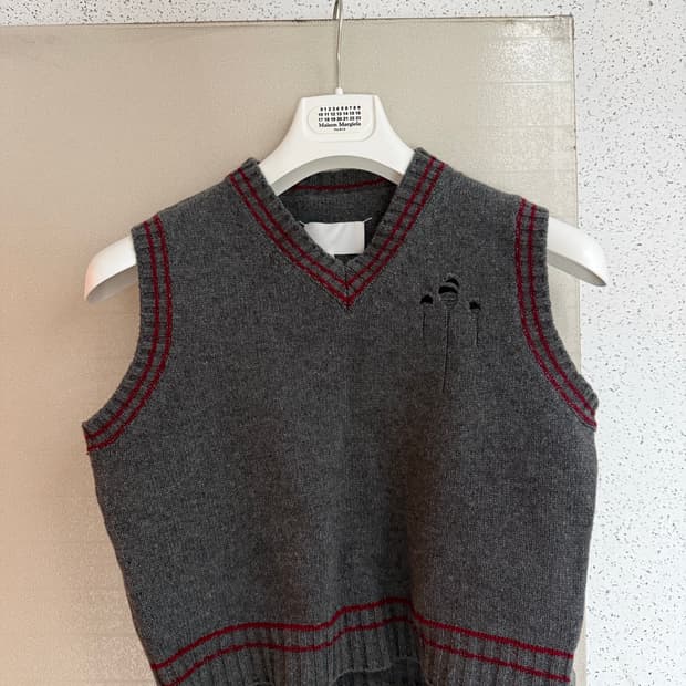 마르지엘라/디스트로이드 크롭니트/M