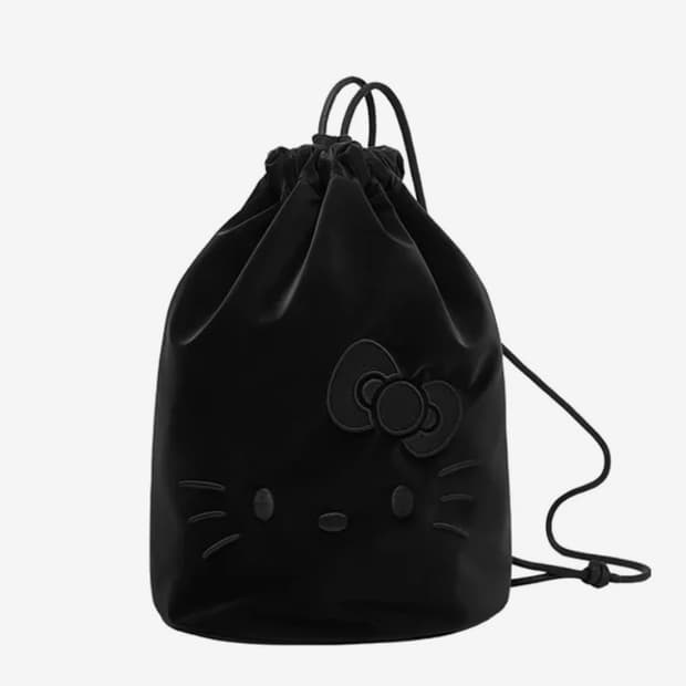 Haze String Backpack Hello Kitty Black