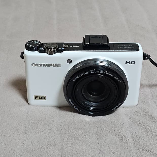 올림푸스 XZ-1 하이엔드 디지털 카메라