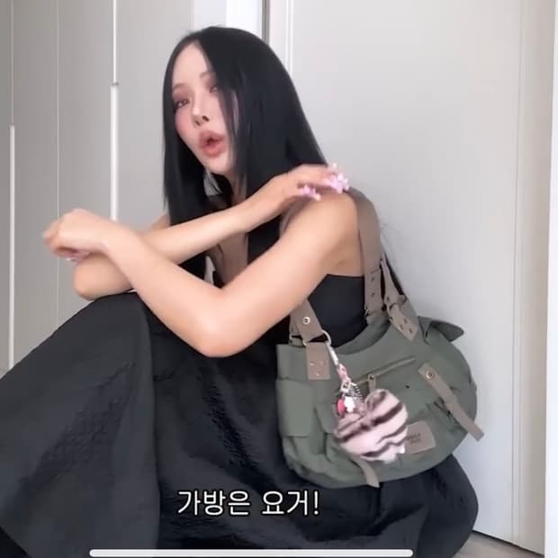 minga london 밍가런던 유틸리티 멀티 포켓백 그린