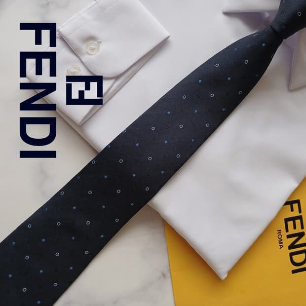펜디 실크 네이비 주카 패턴 넥타이 9cm S~A+등급 E727