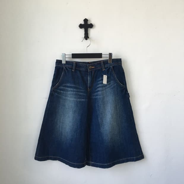 Denim carpenter short