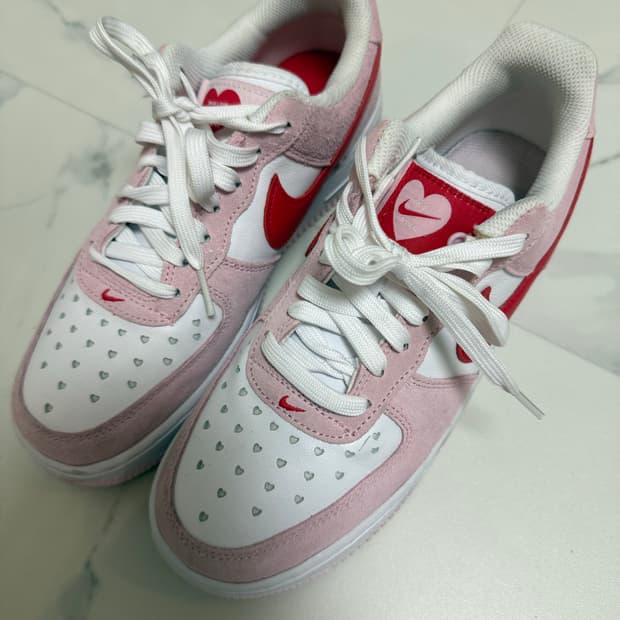 지디 나이키 에어포스1로우 발렌타인데이 240mm