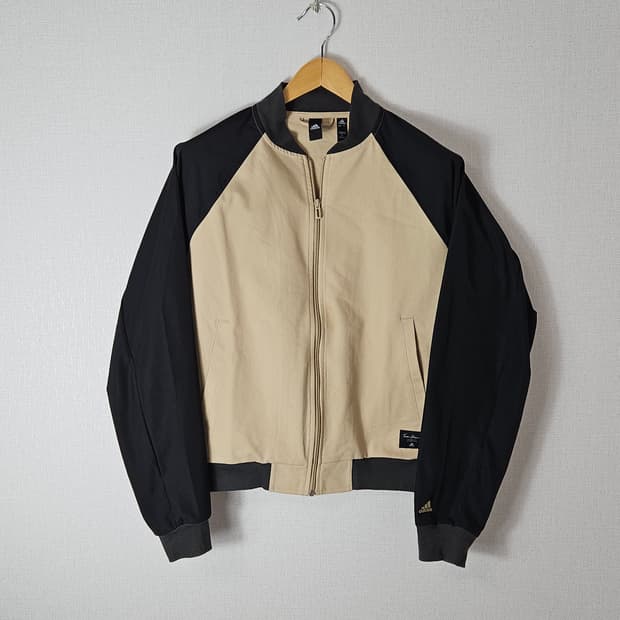 아디다스 일본판 ID2 바람막이 봄버 카고테크 우븐 자켓 L 100