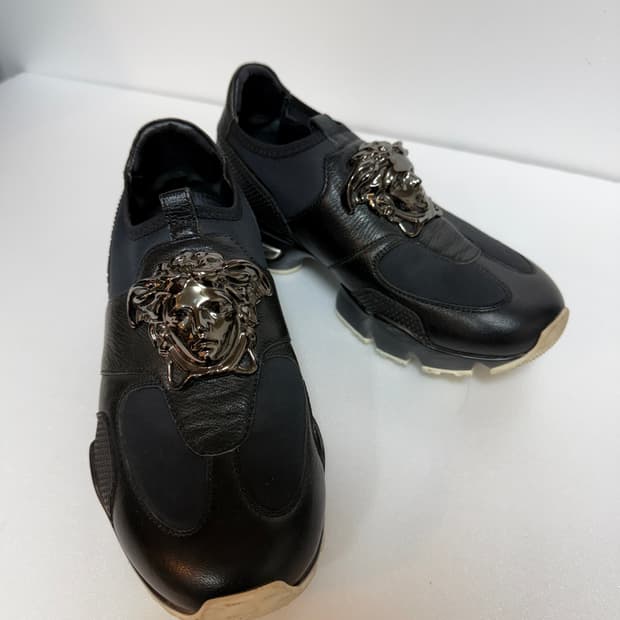 VERSACE 베르사체 메두사 슬립온 스니커즈 블랙245-250