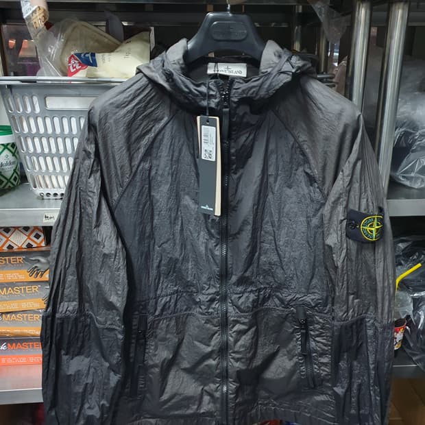 스톤아일랜드24ss 나일론메탈 와트로TC 자켓 