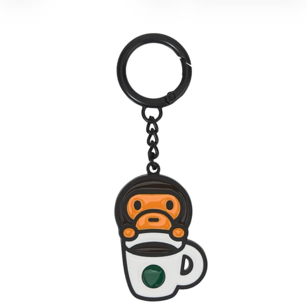 스타벅스 x 베이프 베이비 마일로 키체인