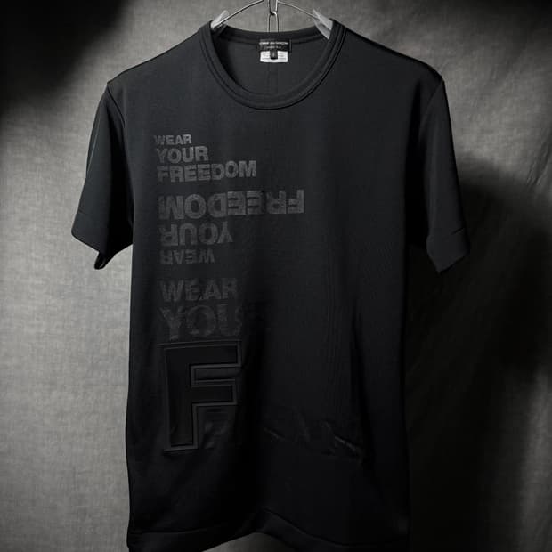 꼼데가르송 옴므 플러스 18ss 'WEAR YOUR FREEDOM' 