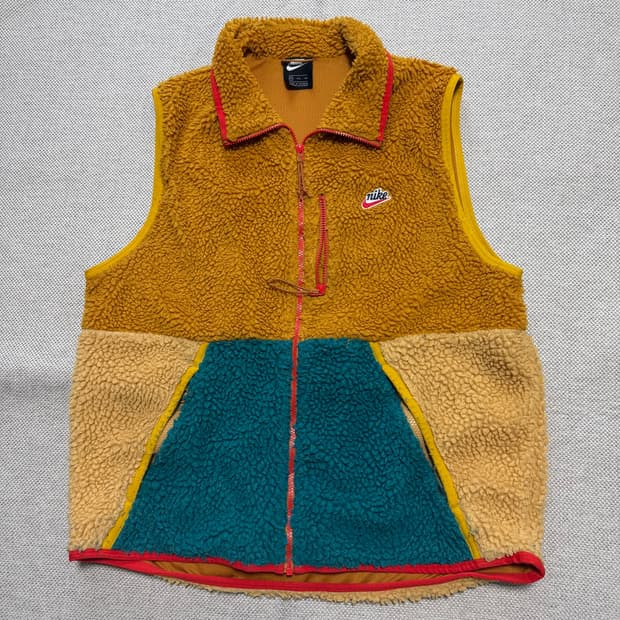 나이키 헤리티지 플리스 베스트