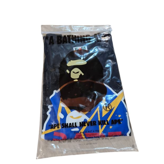 베이프 반팔티 새상품