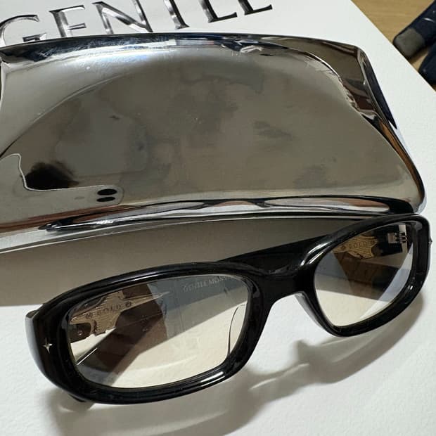 젠틀몬스터 kafka 01