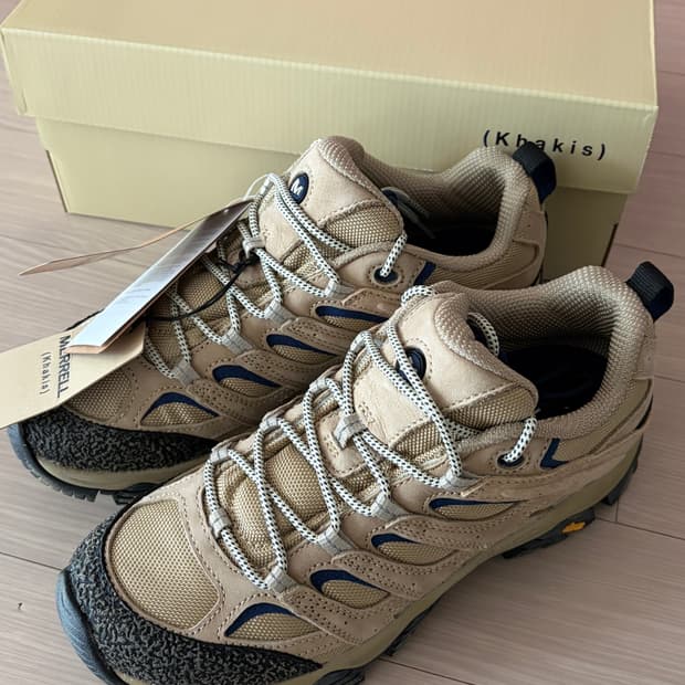 머렐 카키스 모압3 255 새상품 팝니다