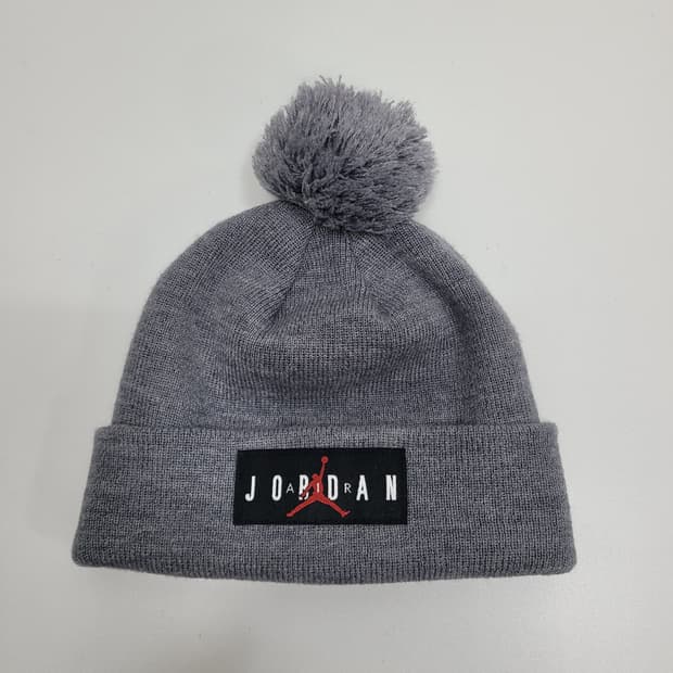 NIKE 에어 조던 점프맨 로고 비니 / FREE 그레이
