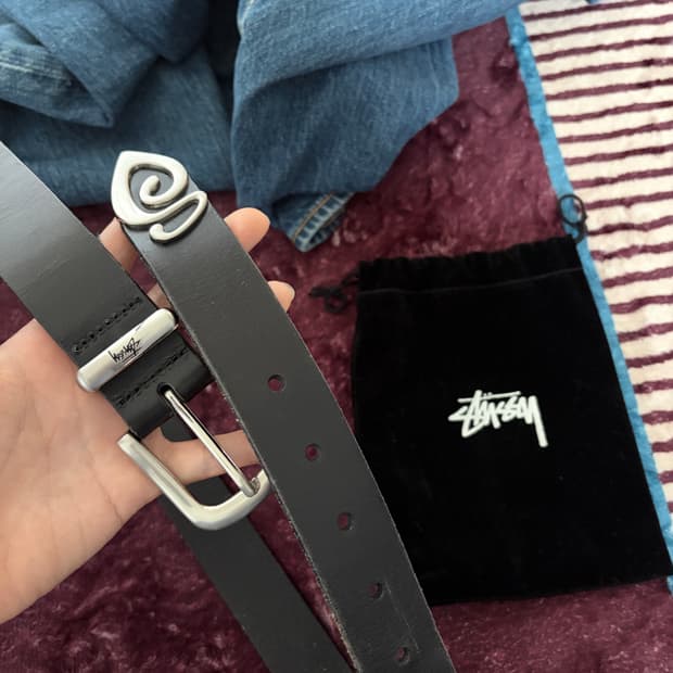 스투시 메탈 s팁 벨트 블랙