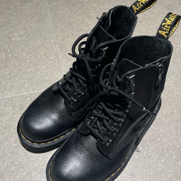 닥터마틴 1460 pascal zip