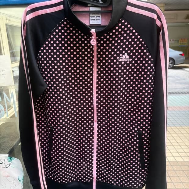 아디다스 블랙핑크 도트 집업 져지