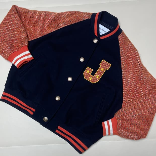 쥬시 꾸뛰르 트위드 바시티 자켓