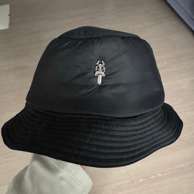 [새제품] 크롬하츠 대거 버킷햇