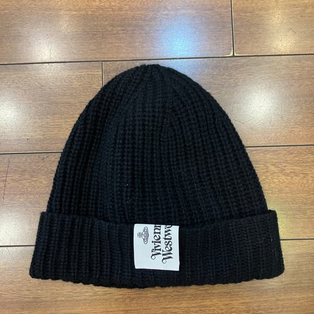 비비안웨스우드 비니