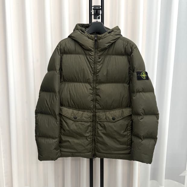 [XL] 25FW 스톤아일랜드 크링클랩스 패딩 카키