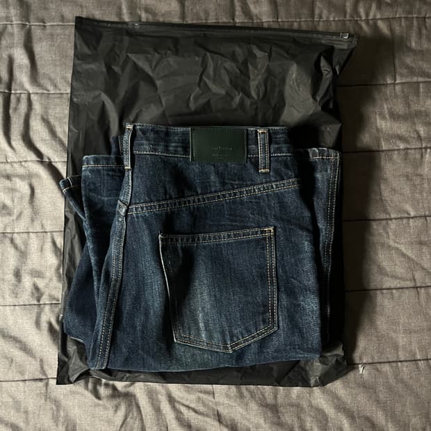 언더마이카 링클드 와이드 플레어진 인디고 블루  2사이즈 